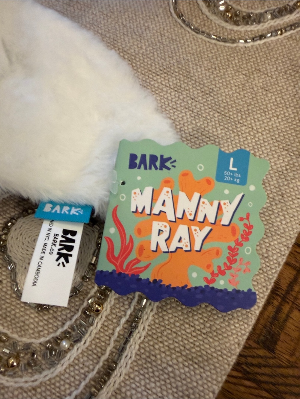 Bark Manny Ray Dog Toy with Purple tug Handle - Picture 3 of 7